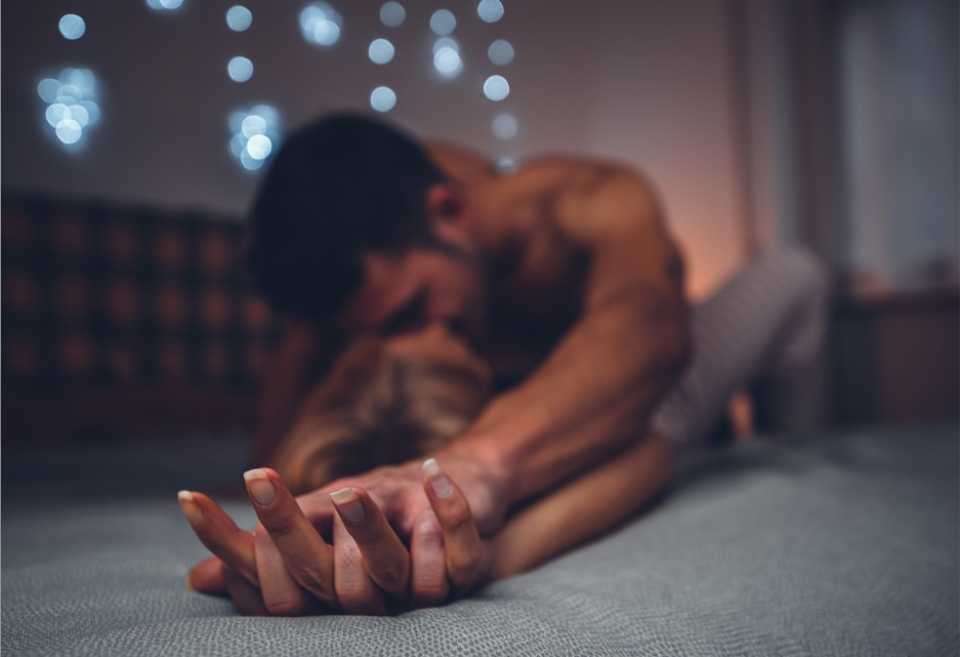 IS ENGAGING IN SEXUAL ACTIVITY WHILE MENSTRUATING CONSIDERED SAFE?
